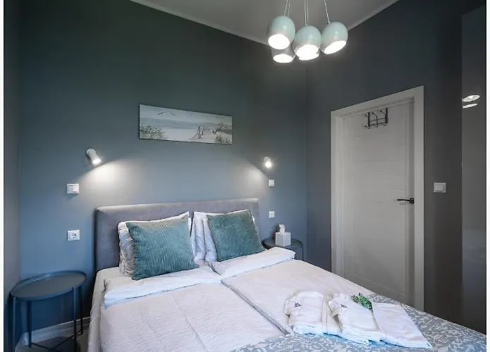 Park View Library Апартаменты *